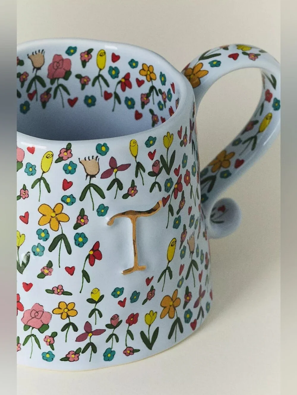 🪷NWT Anthropologie The Mud Fairy Stoneware 24k Gold Accent Monogram Mug, T